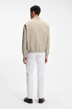 Water-repellent jacket