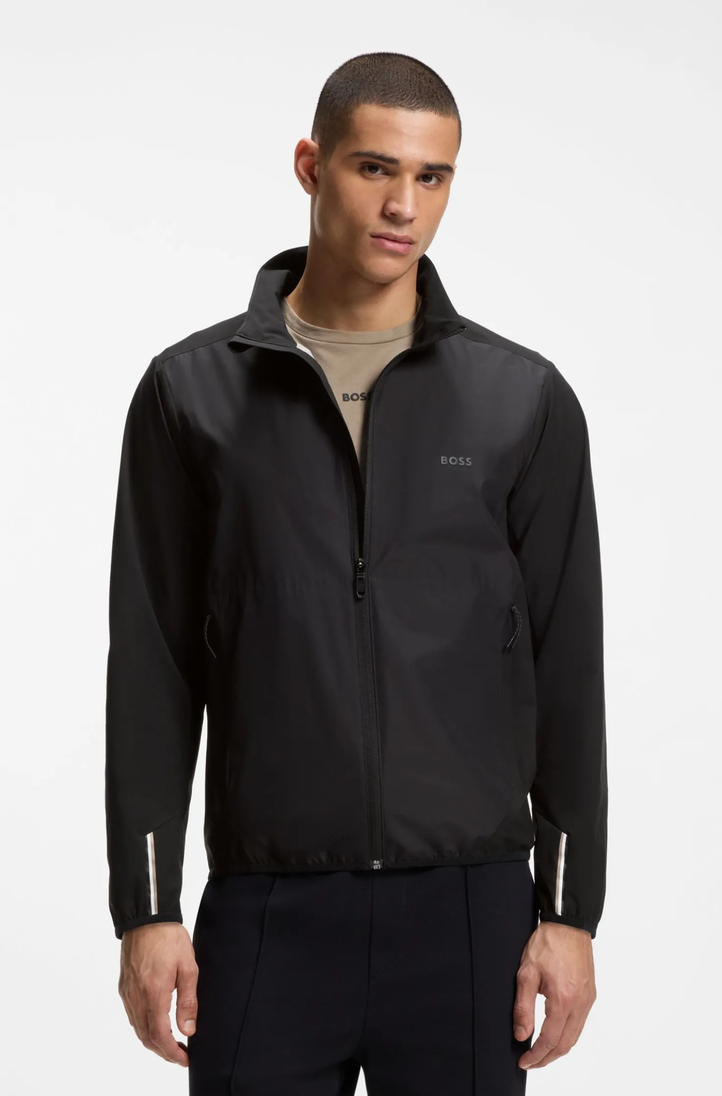 Water-repellent jacket in four-way stretch fabric