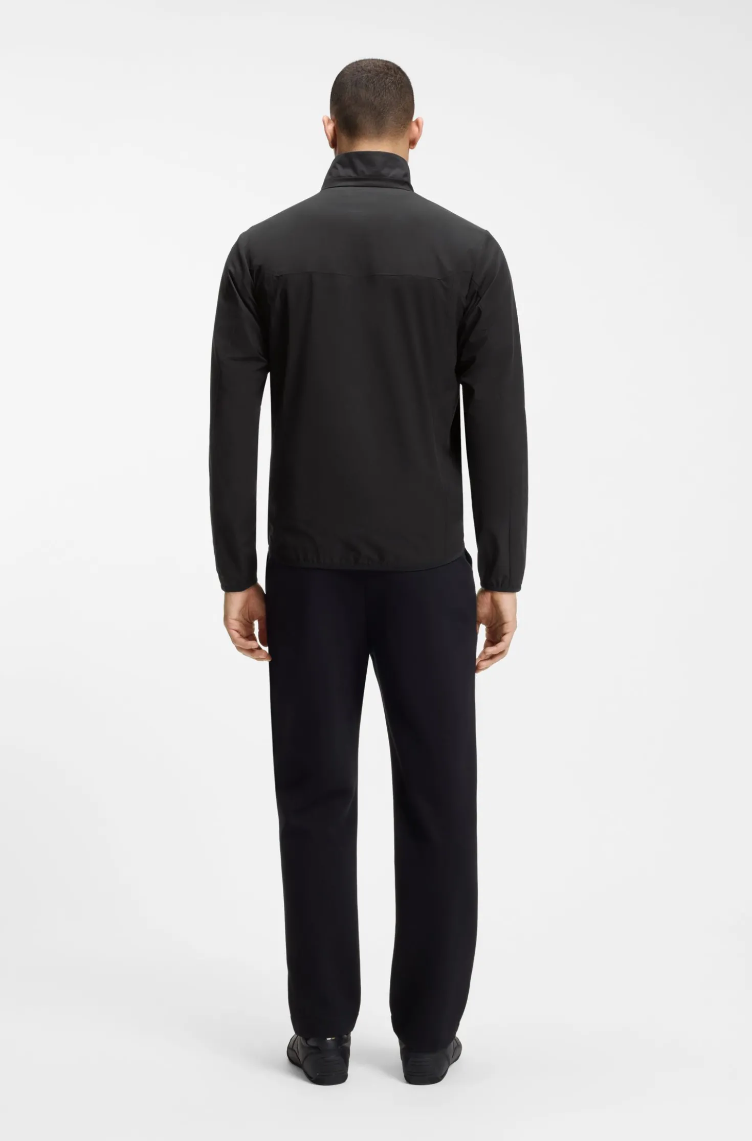 Water-repellent jacket in four-way stretch fabric