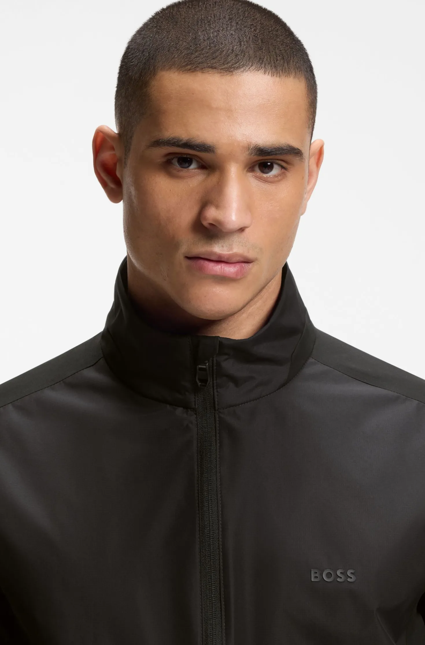 Water-repellent jacket in four-way stretch fabric