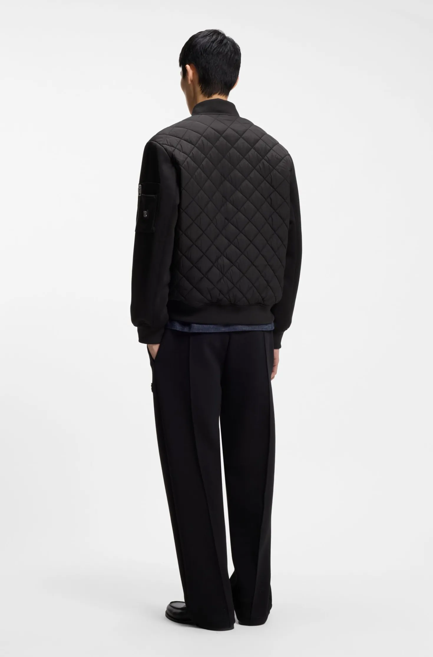 Water-repellent jacket in mixed materials