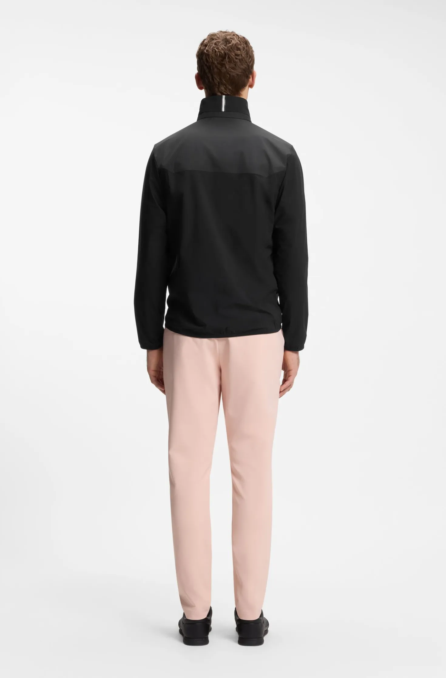 Water-repellent jacket with four-way stretch