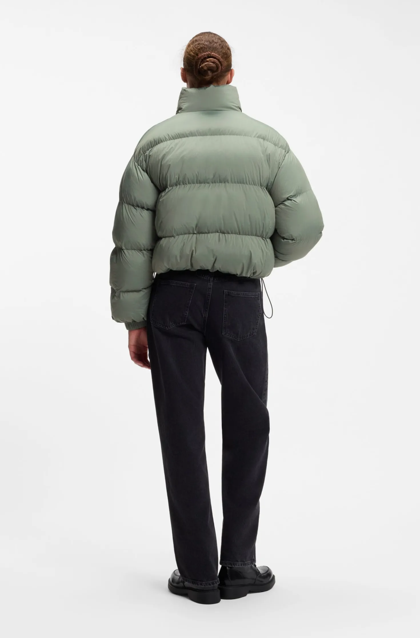 Water-repellent puffer jacket with stand collar