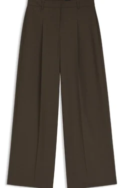 Wide-leg trousers in stretch fabric with front pleats